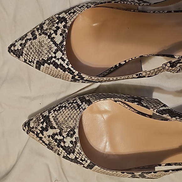 Kitten Heel Snakeskin Pump - Picture 8 of 11
